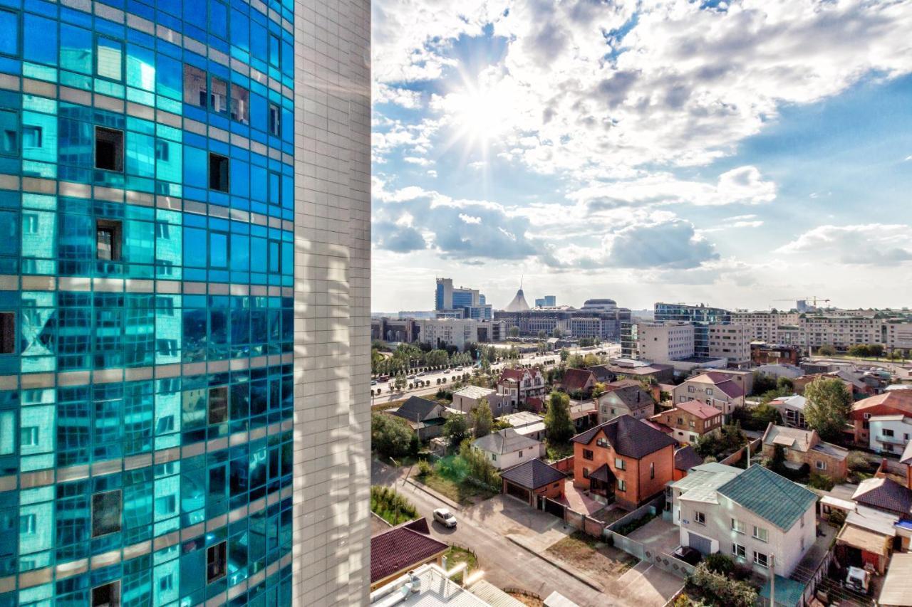 Apartments Near Bayterek Астана Экстерьер фото